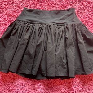Black Pleated Women's Skirt - Classic Flared Style